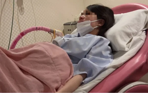 Nữ sinh 17 tuổi ruột 'lỗ chỗ' như tổ ong, hàng trăm polyp chen chúc nhau khiến bác sĩ cũng phải hoảng hốt